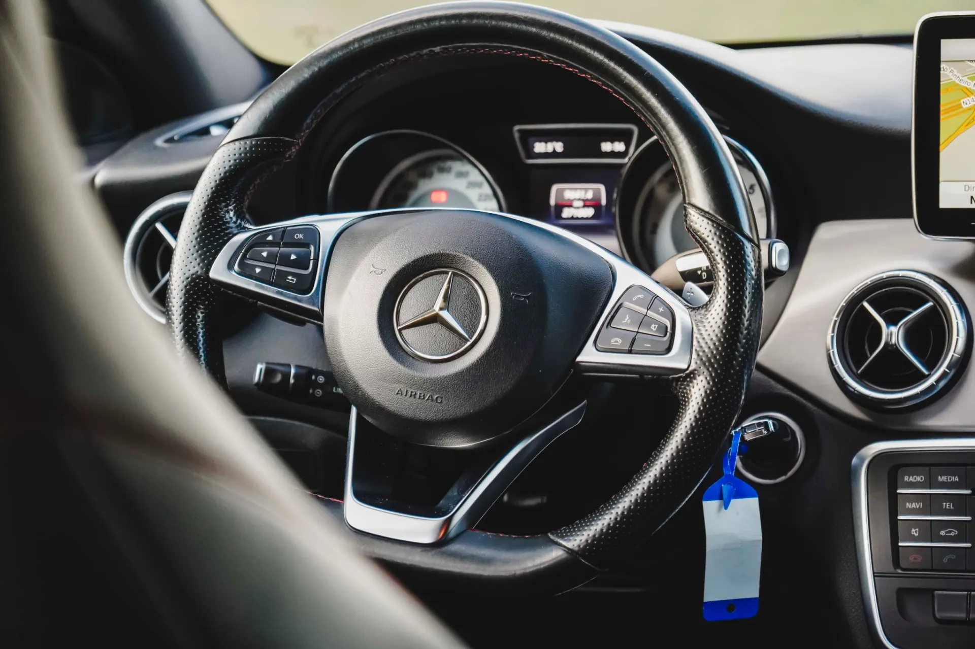 Mercedes-Benz CLA 200 Shooting Brake 200 CDI 7G-DCT AMG Line 15