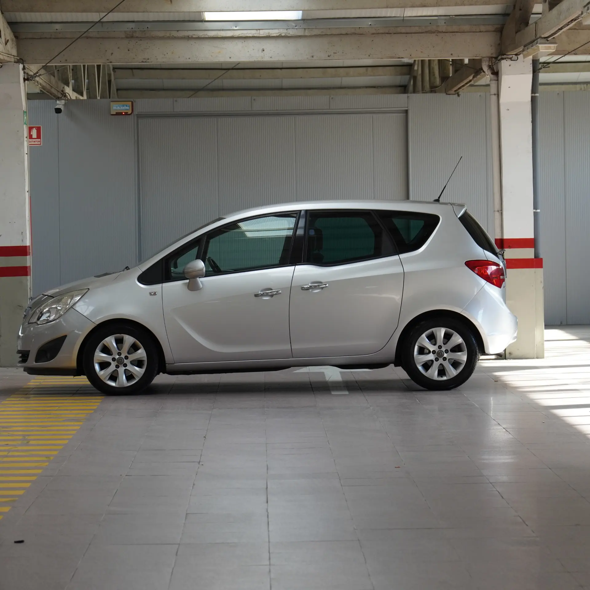 Opel Meriva 1.3 CDTI Cosmo 31