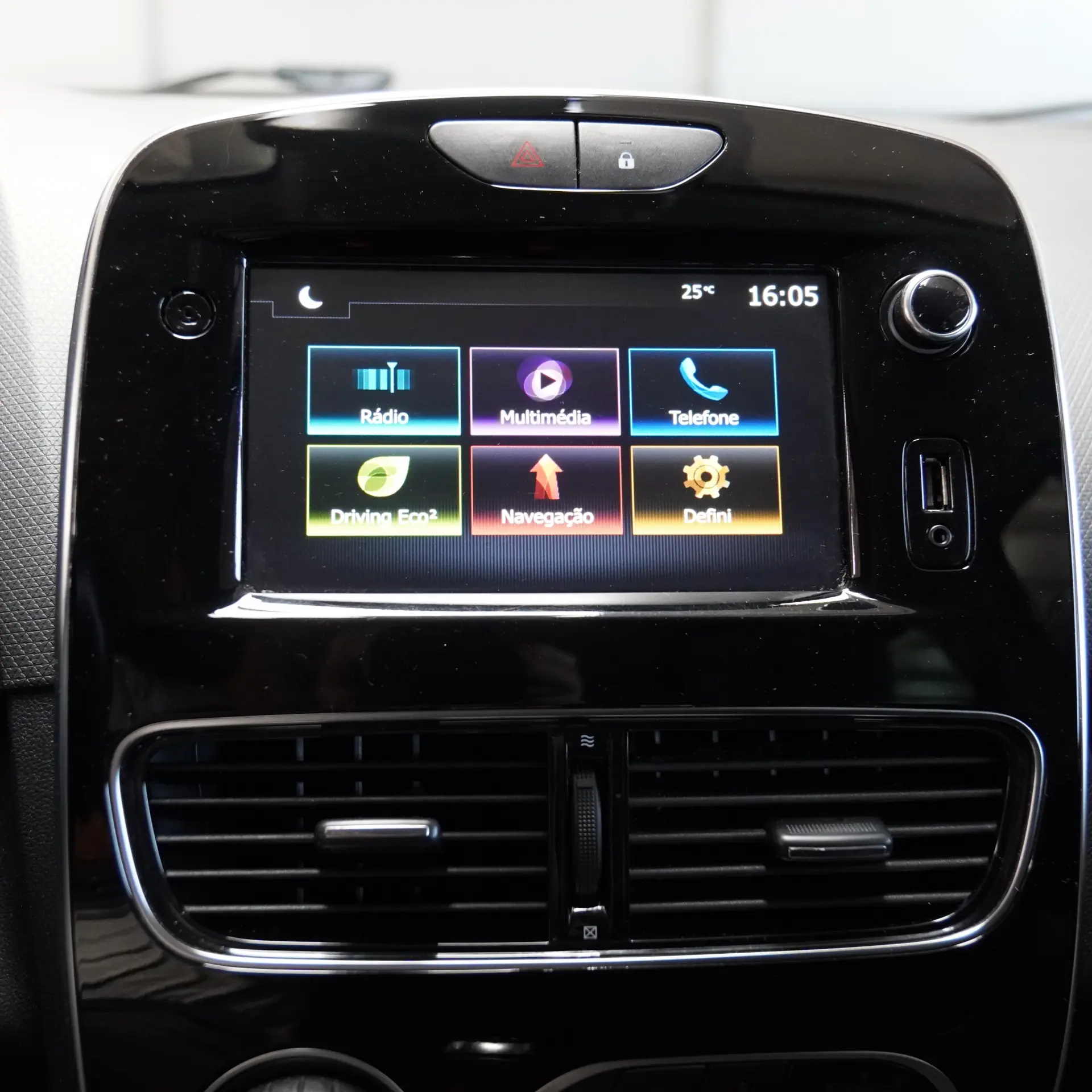 Renault Clio 0.9 TCe Intens 18