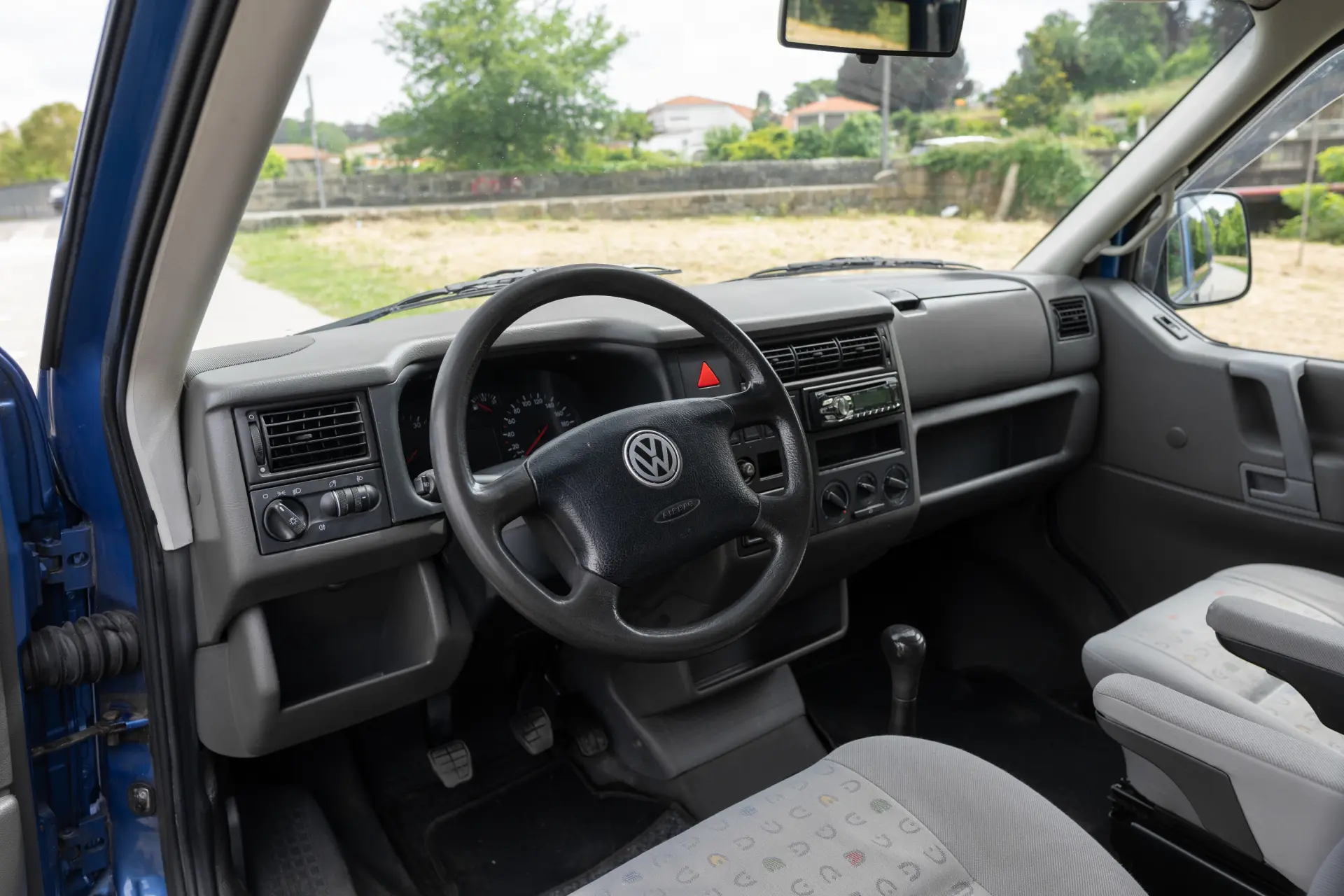 Volkswagen T4 24