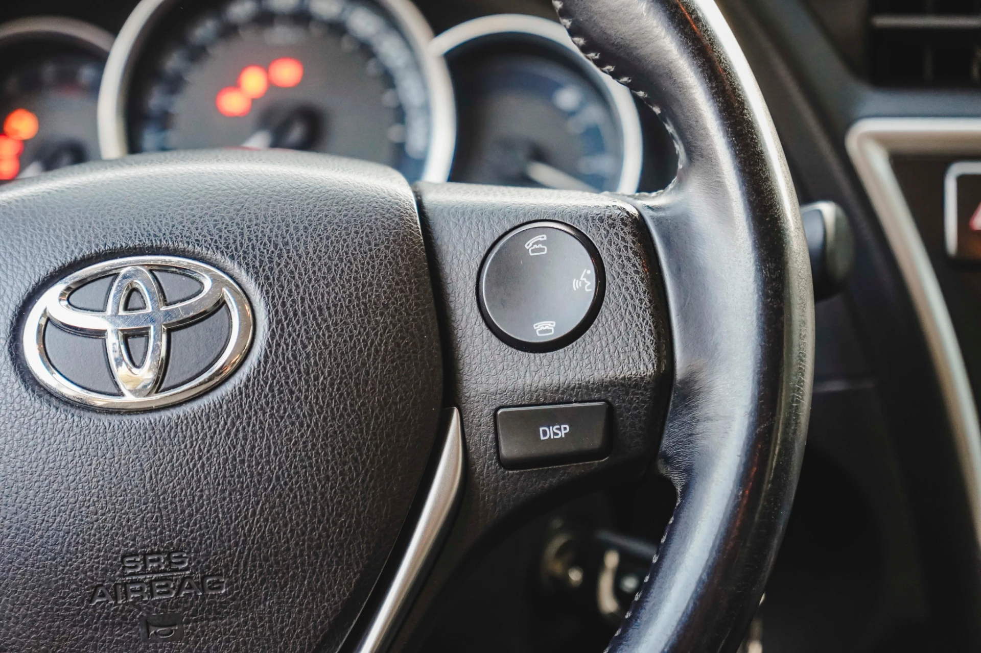 Toyota Auris 1.4 D-4D Comfort+J16+Navi 21