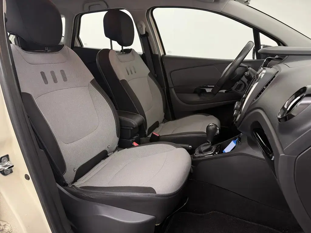 Renault Captur 1.2 TCe Dynamique EDC 7
