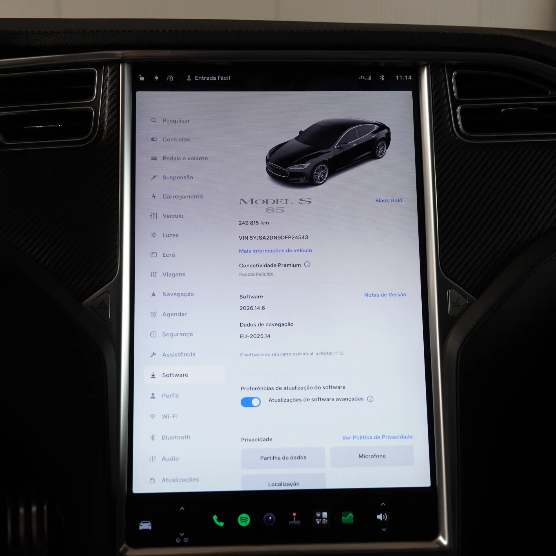 Tesla Model S 85 13