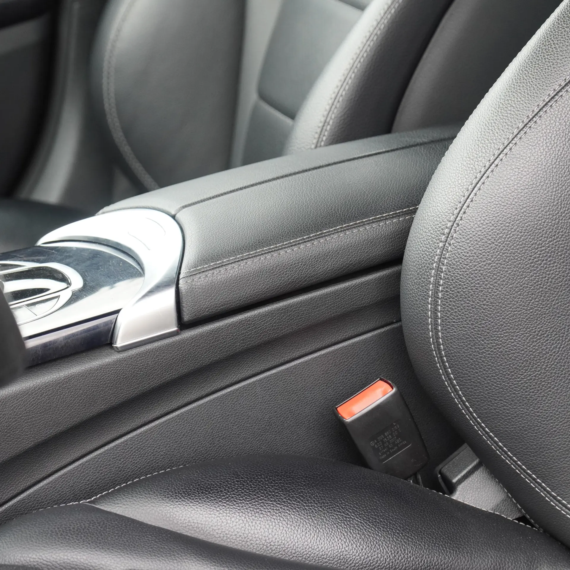 Mercedes-Benz C 220 AMG 9