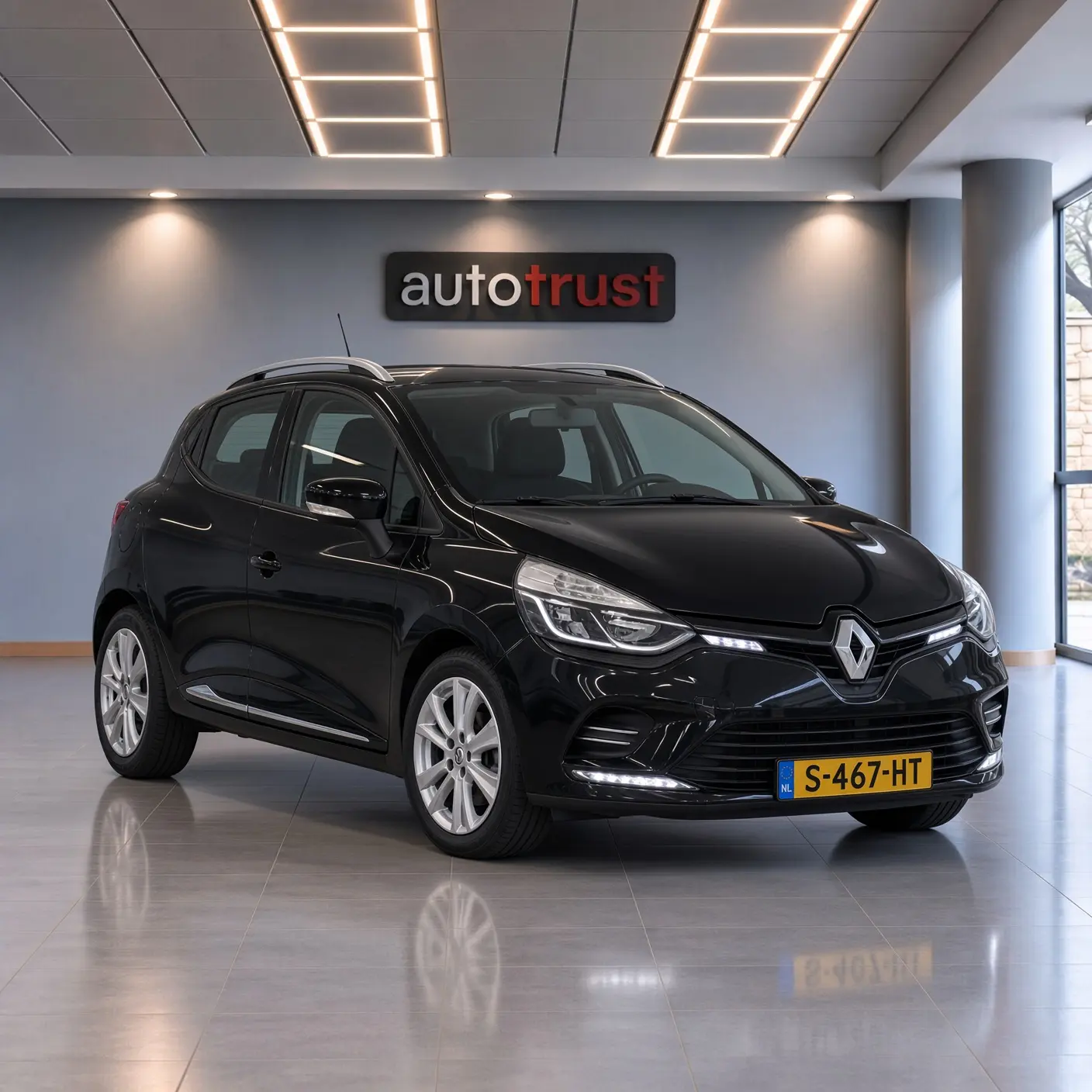 Renault Clio Grand Tour 0.9 TCe Authentique 1