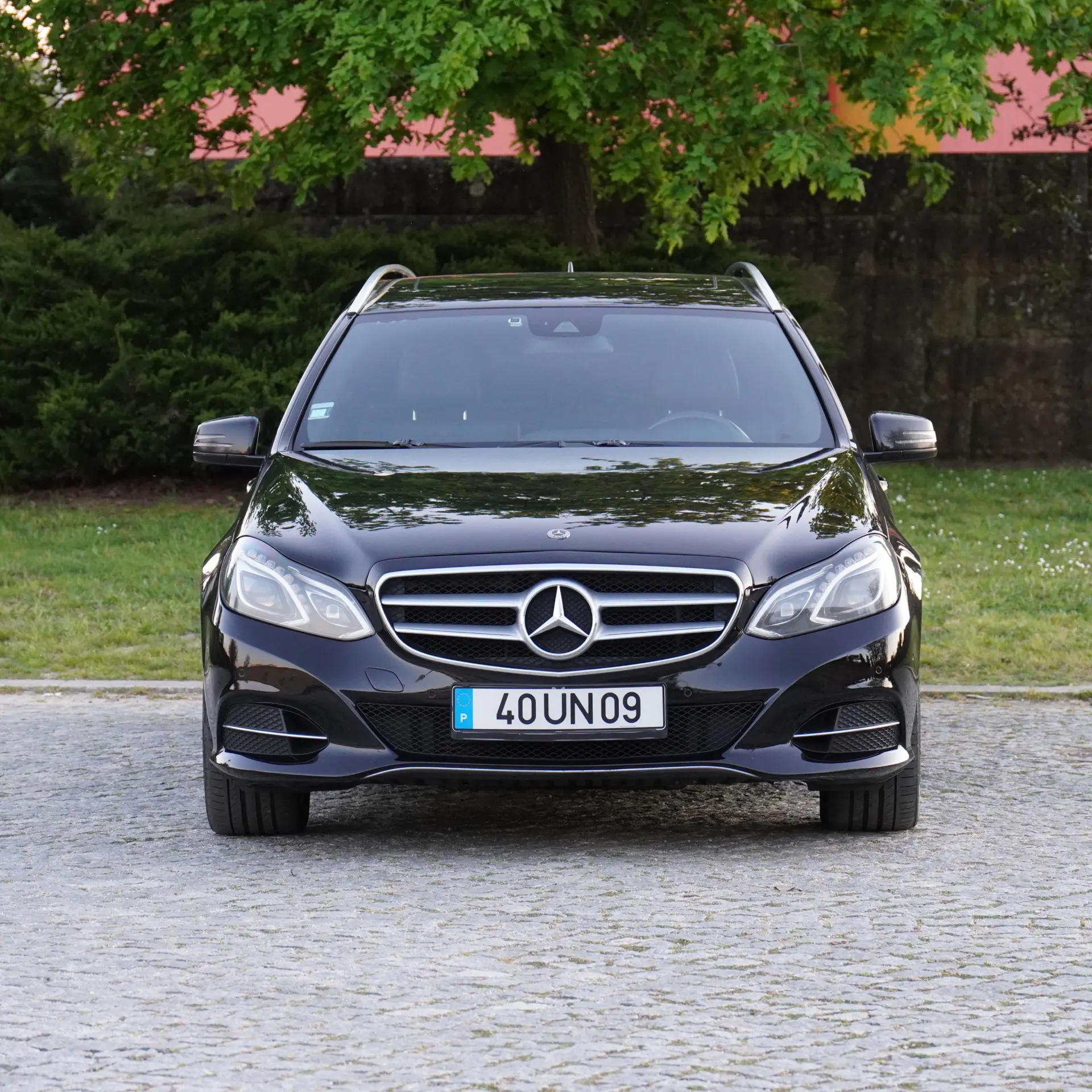Mercedes-Benz E 300 Bluetec Hybrid Avantgarde 2
