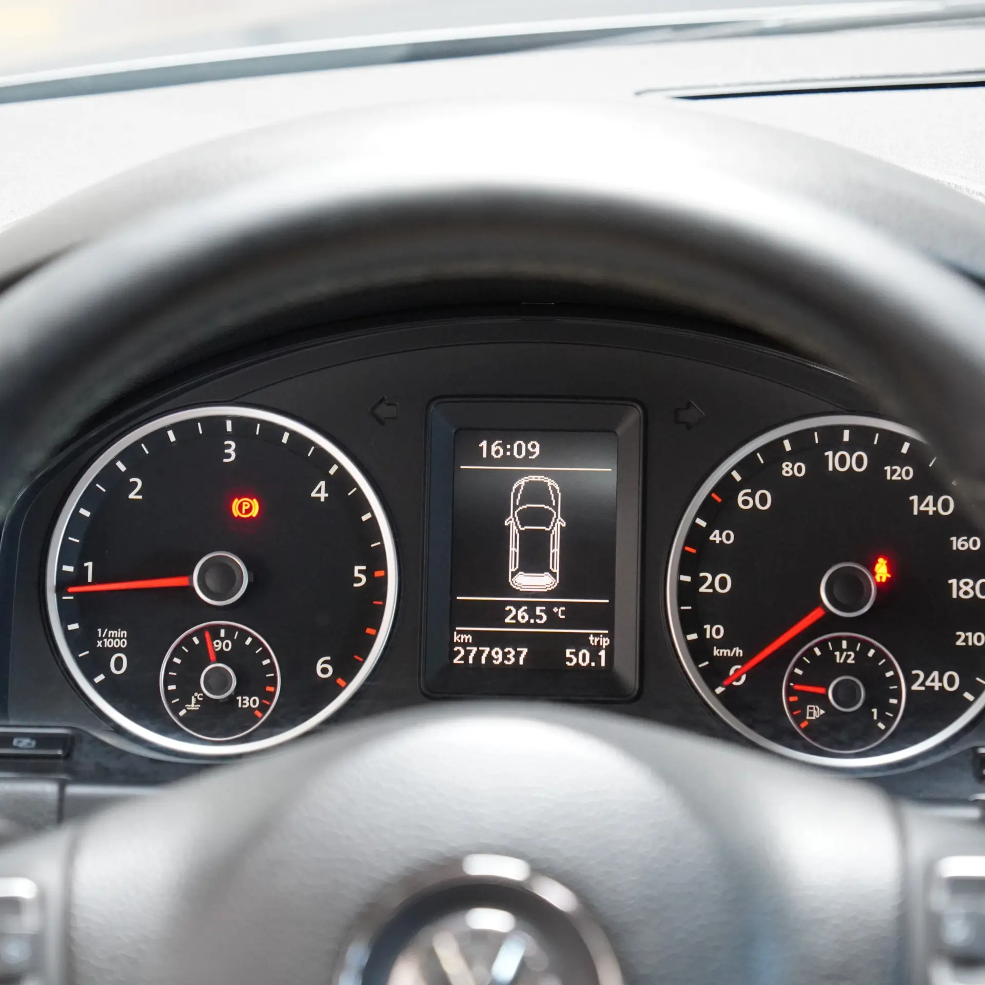 Volkswagen Tiguan 2.0 TDI Trend BlueMotion 19