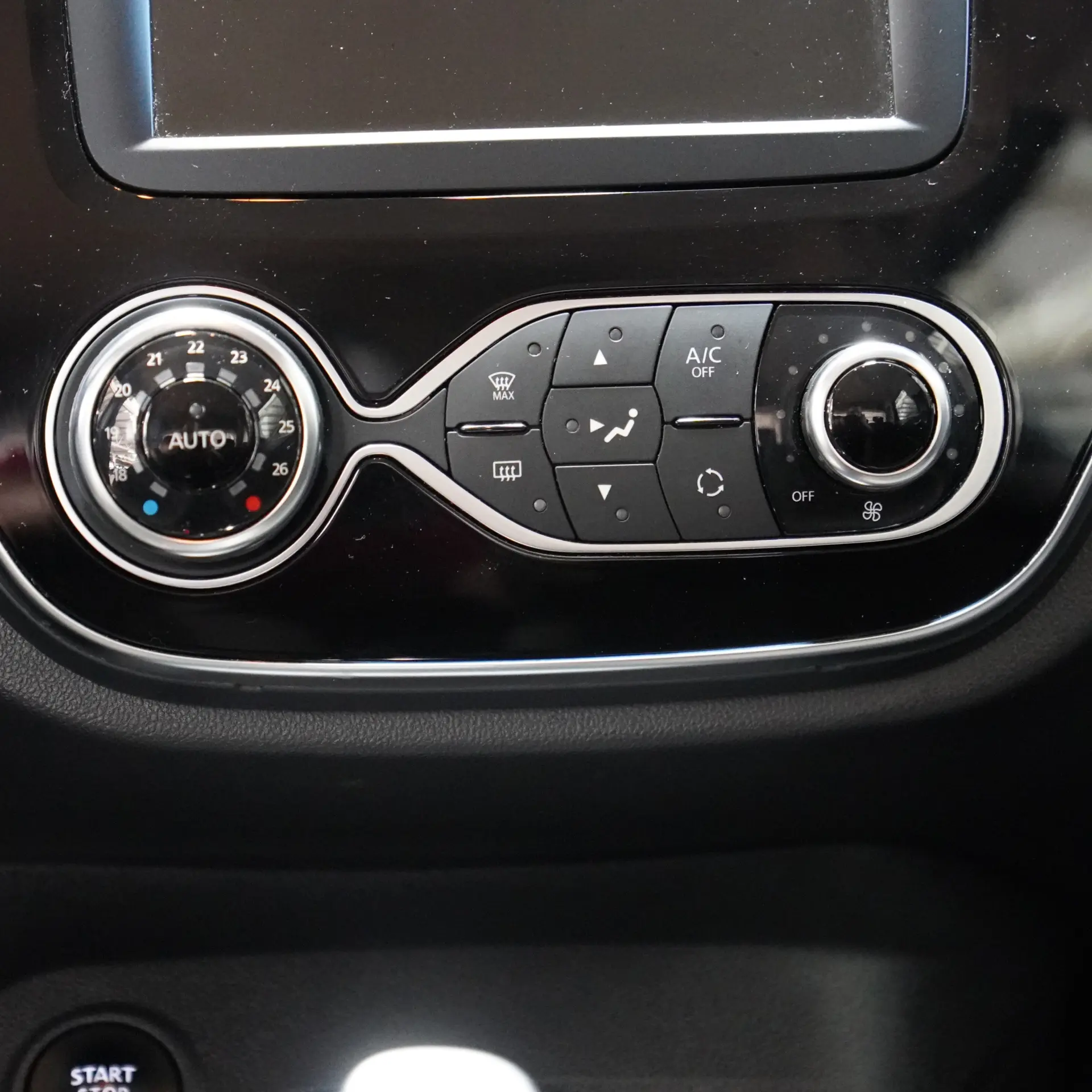 Renault Captur (ENERGY) TCe 90 INTENS 13