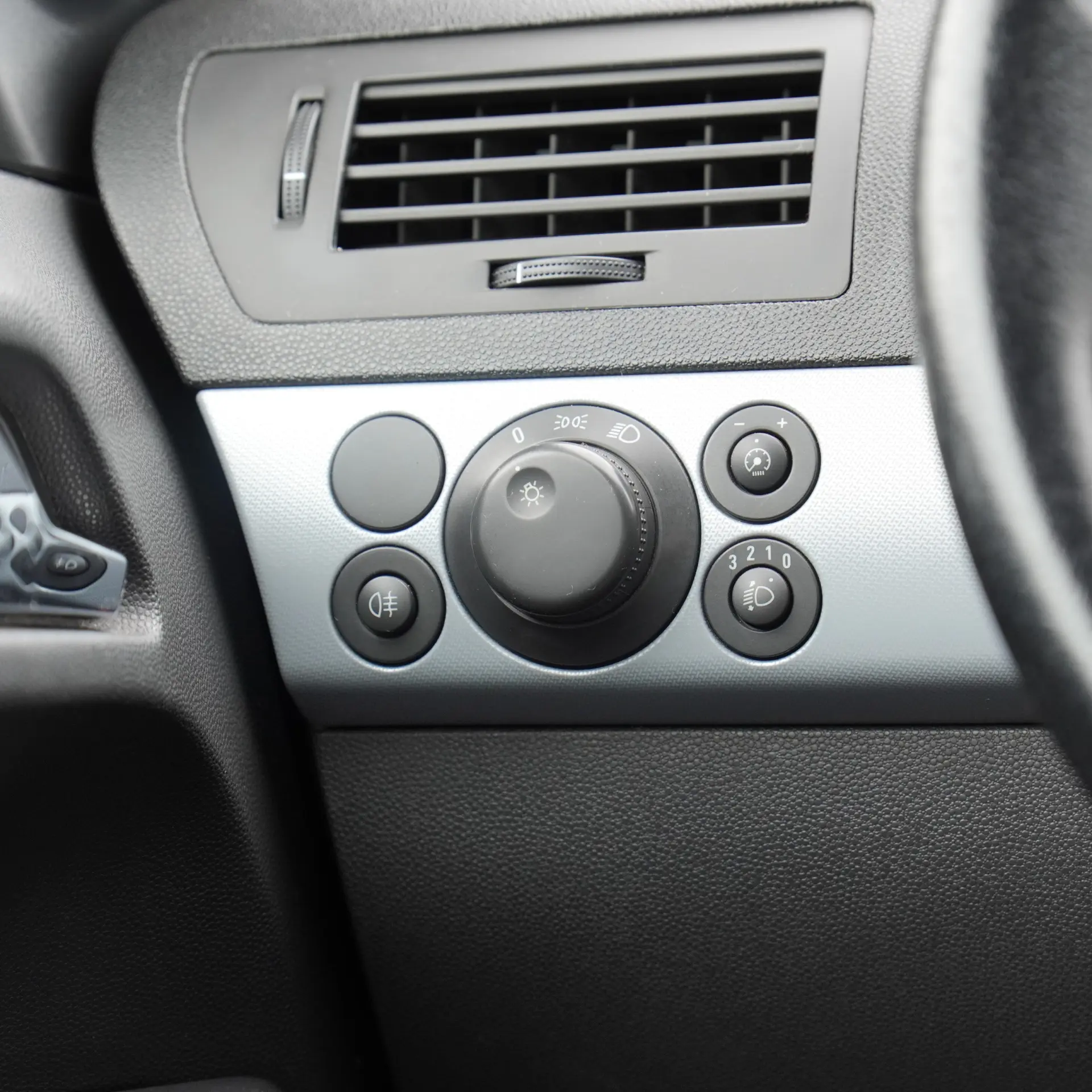 Opel Astra 1.3 CDTI 18