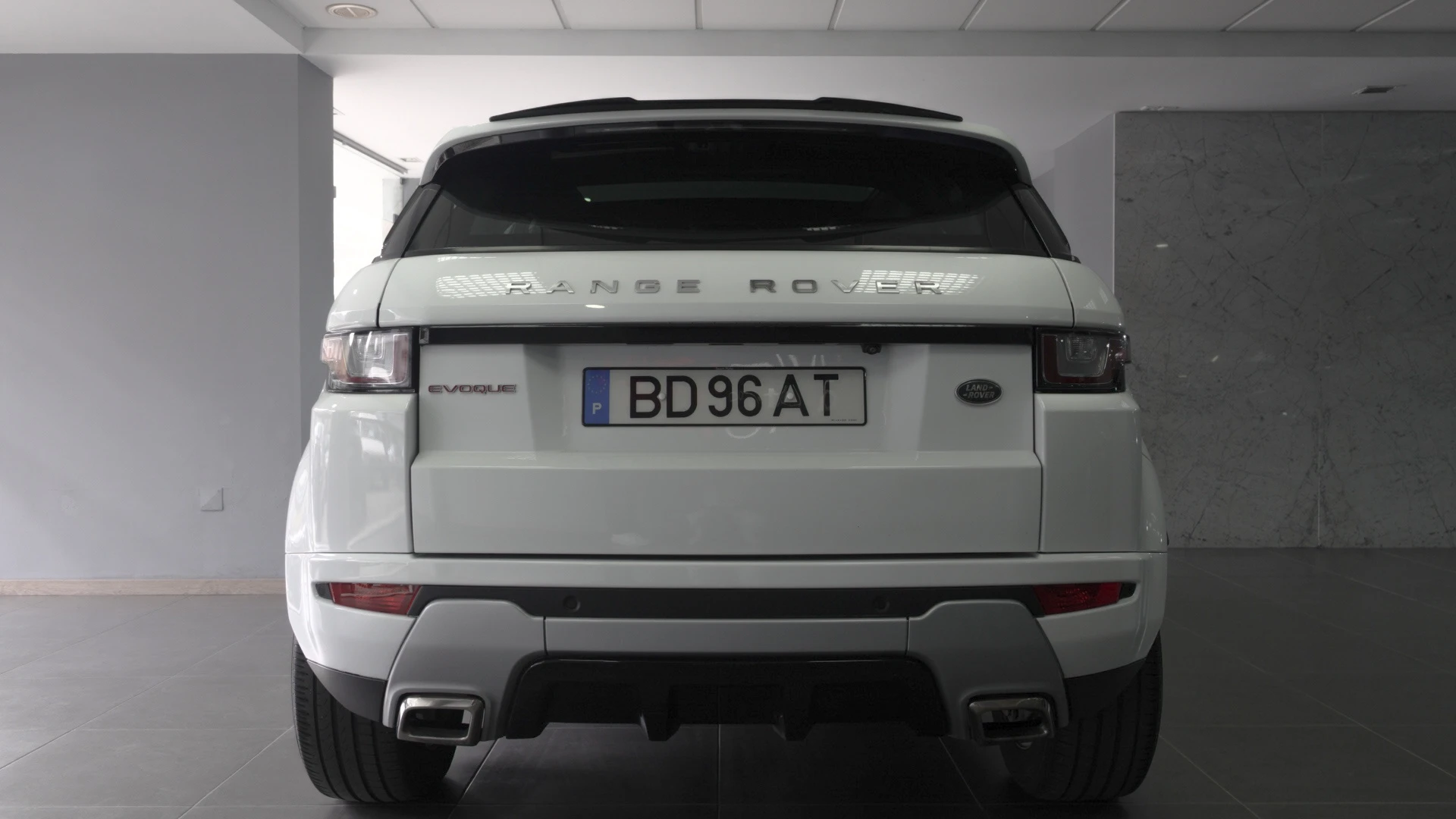 Land Rover Range Rover Evoque Outro 4