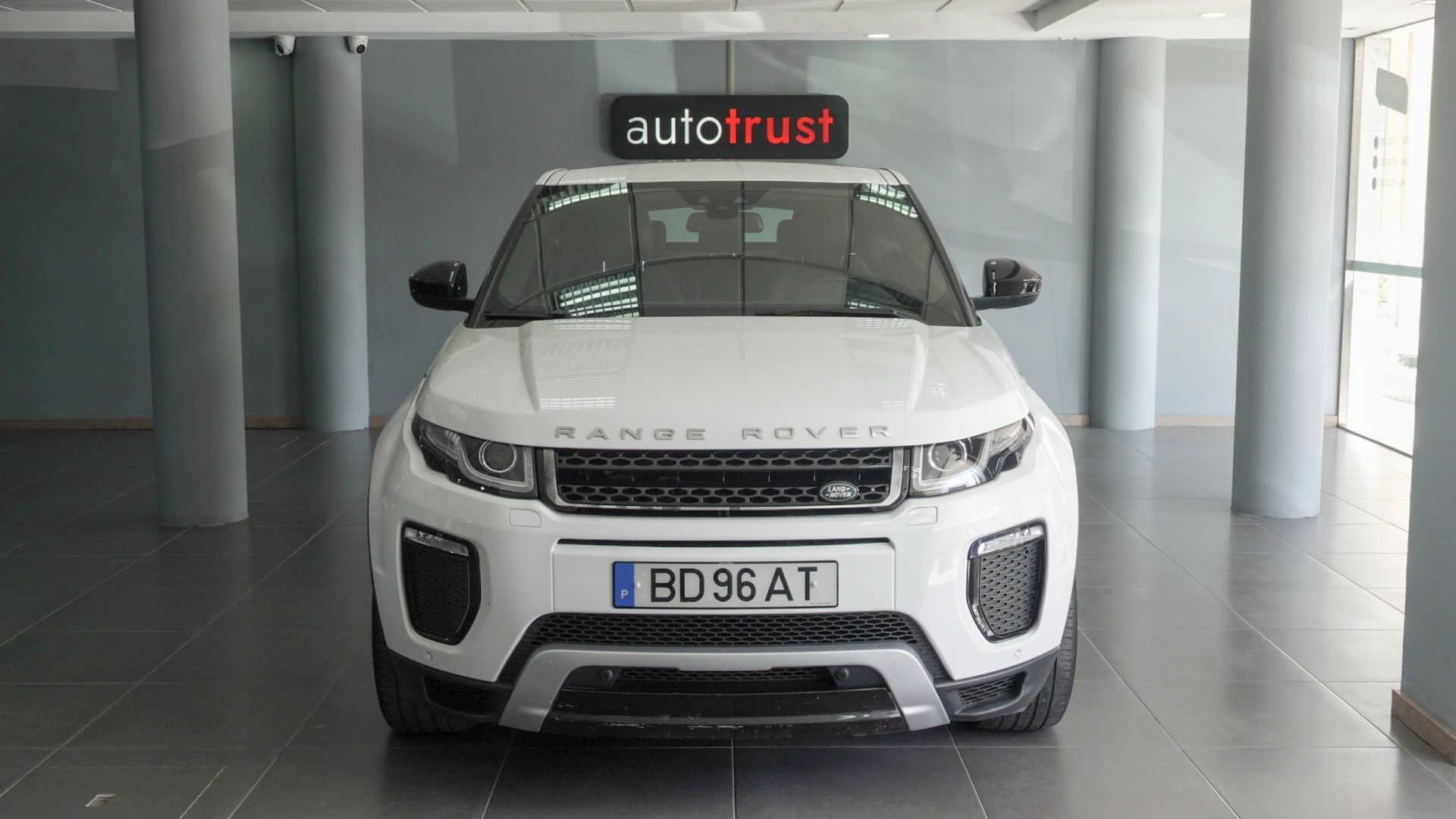 Land Rover Range Rover Evoque Outro 2