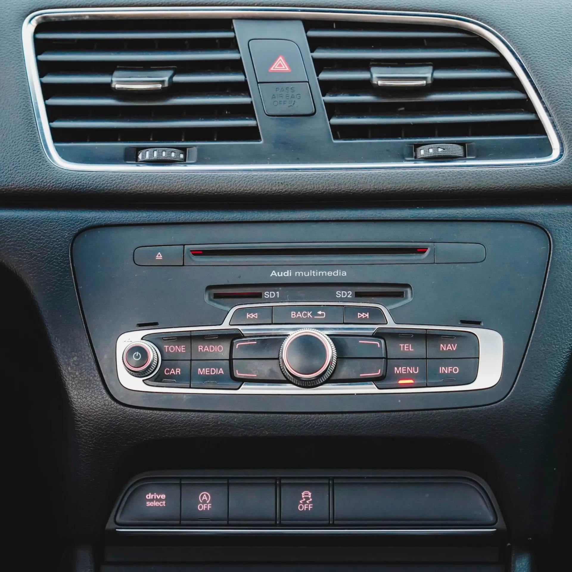 Audi Q3 2.0 TDI Business Line S-line 23