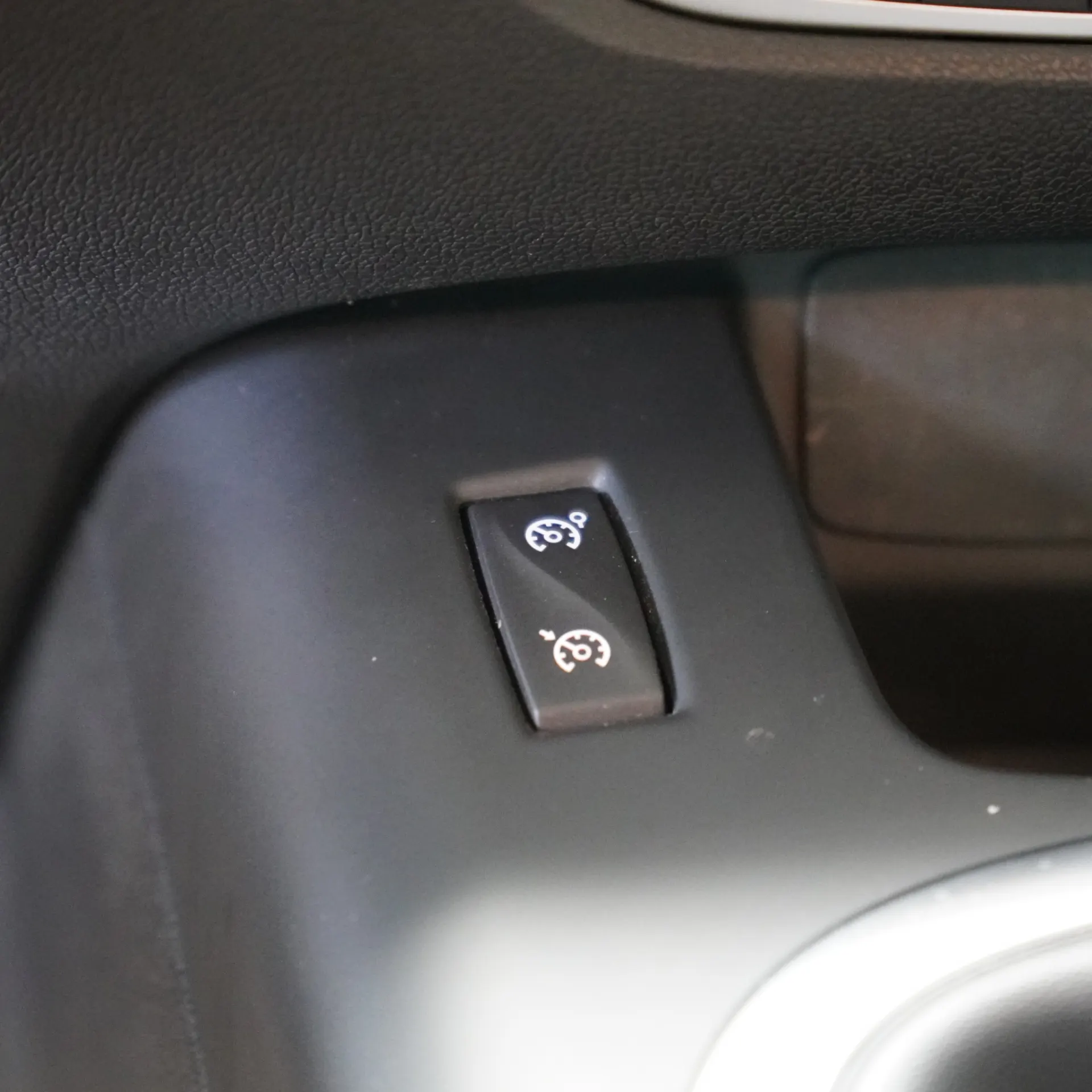 Renault Scénic 1.2 TCE Expression SS 24