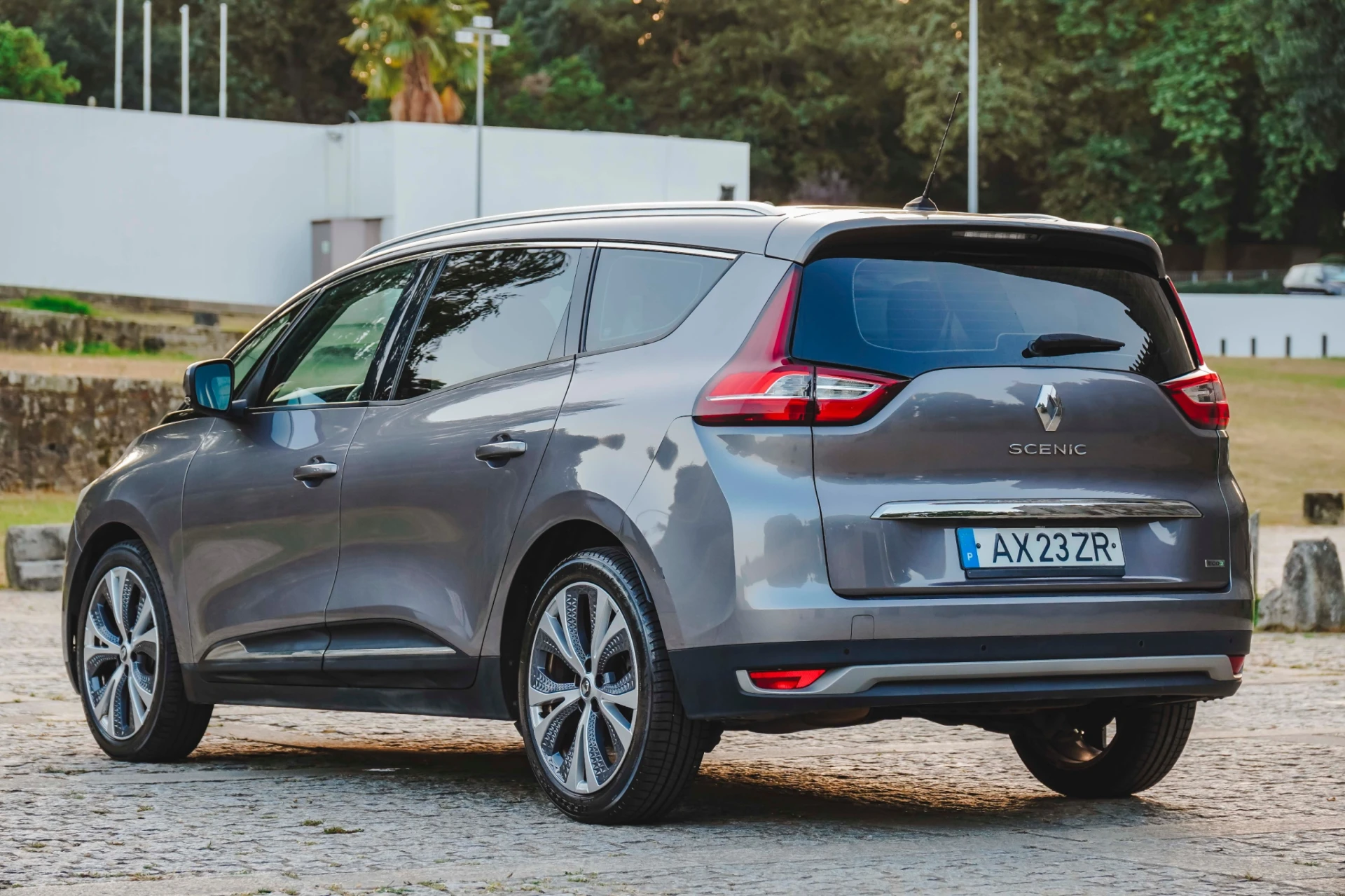 Renault Grand Scénic 1.5 dCi Dynamique S SS 46