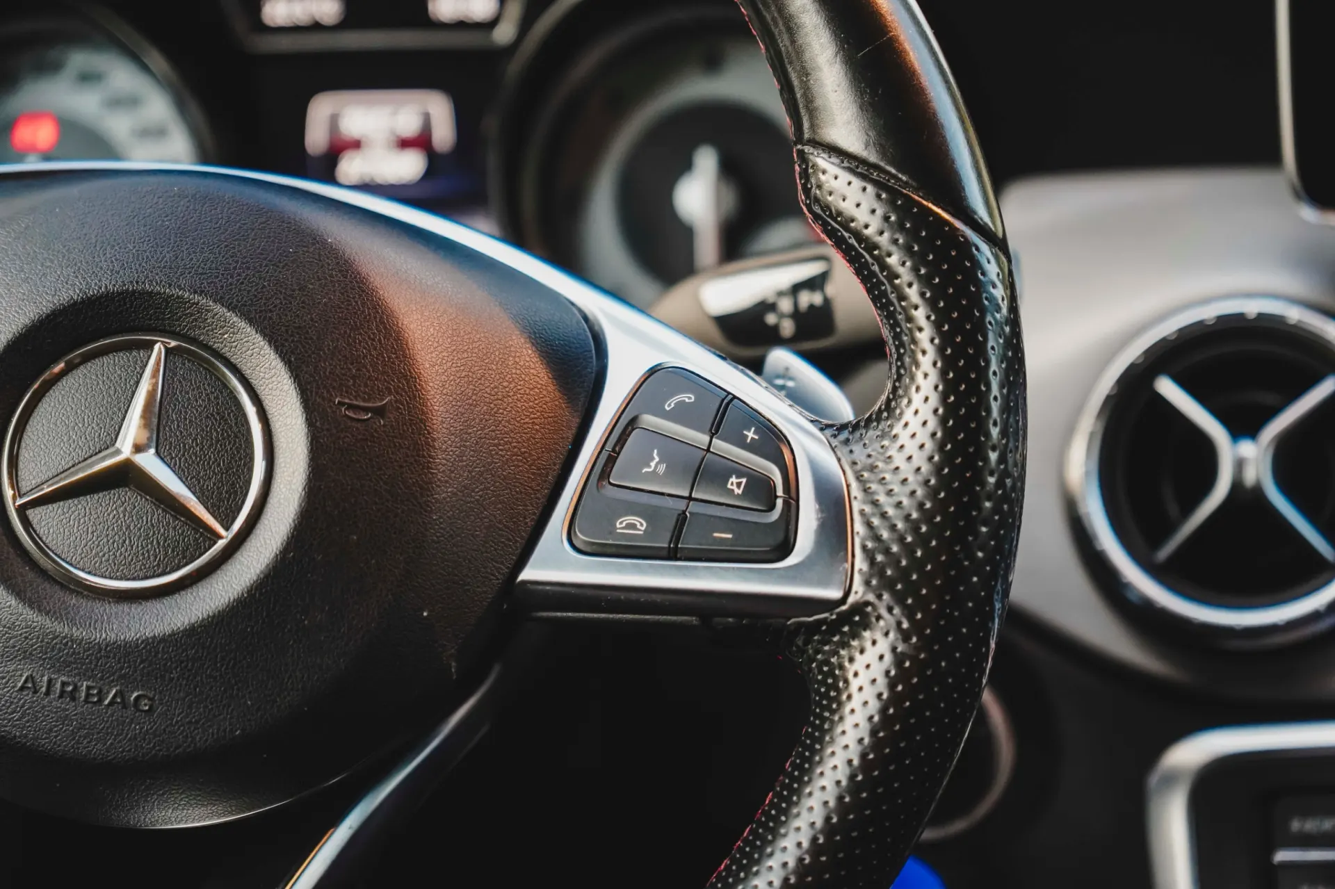 Mercedes-Benz CLA 200 Shooting Brake 200 CDI 7G-DCT AMG Line 18