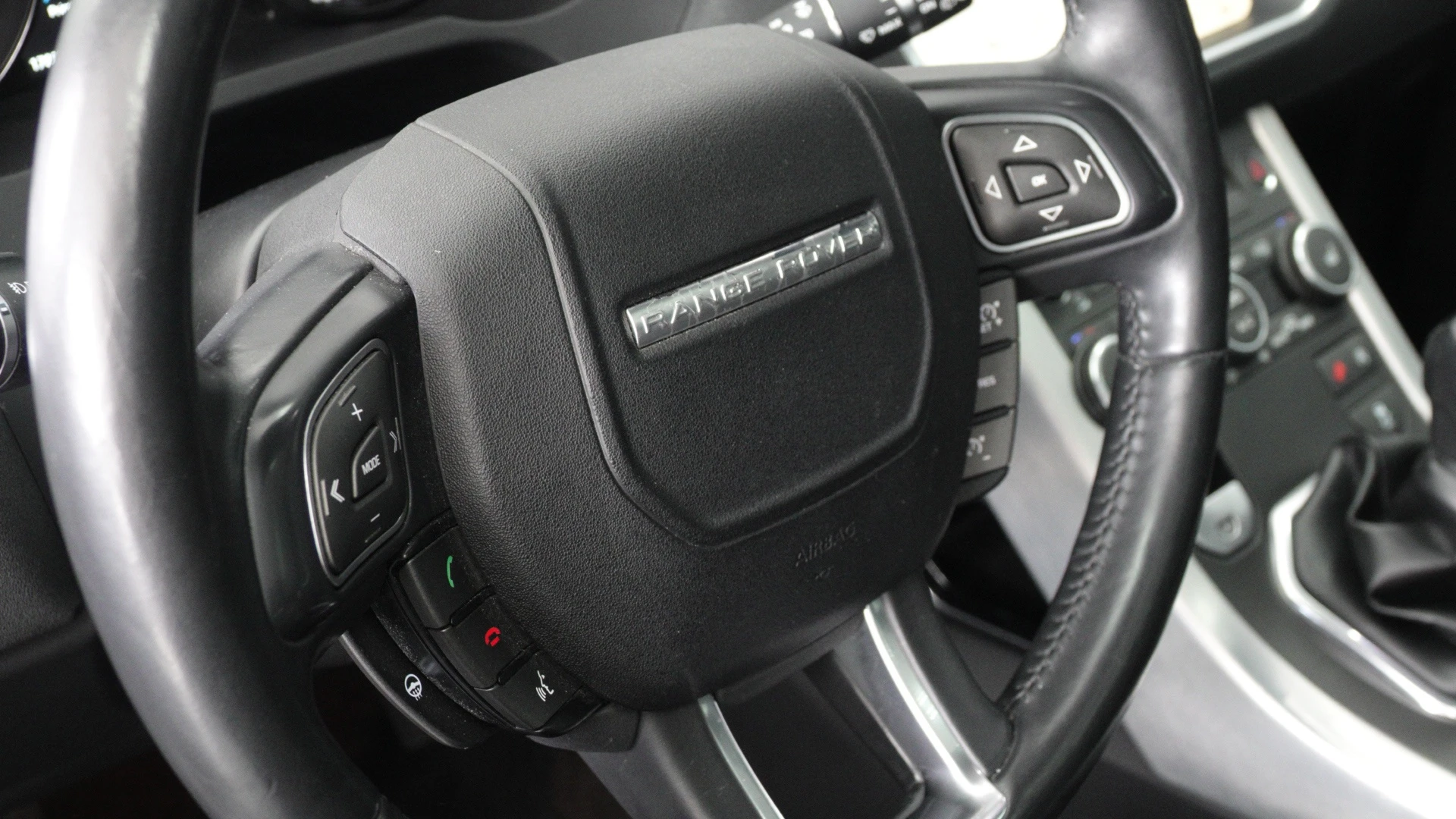Land Rover Range Rover Evoque Outro 31