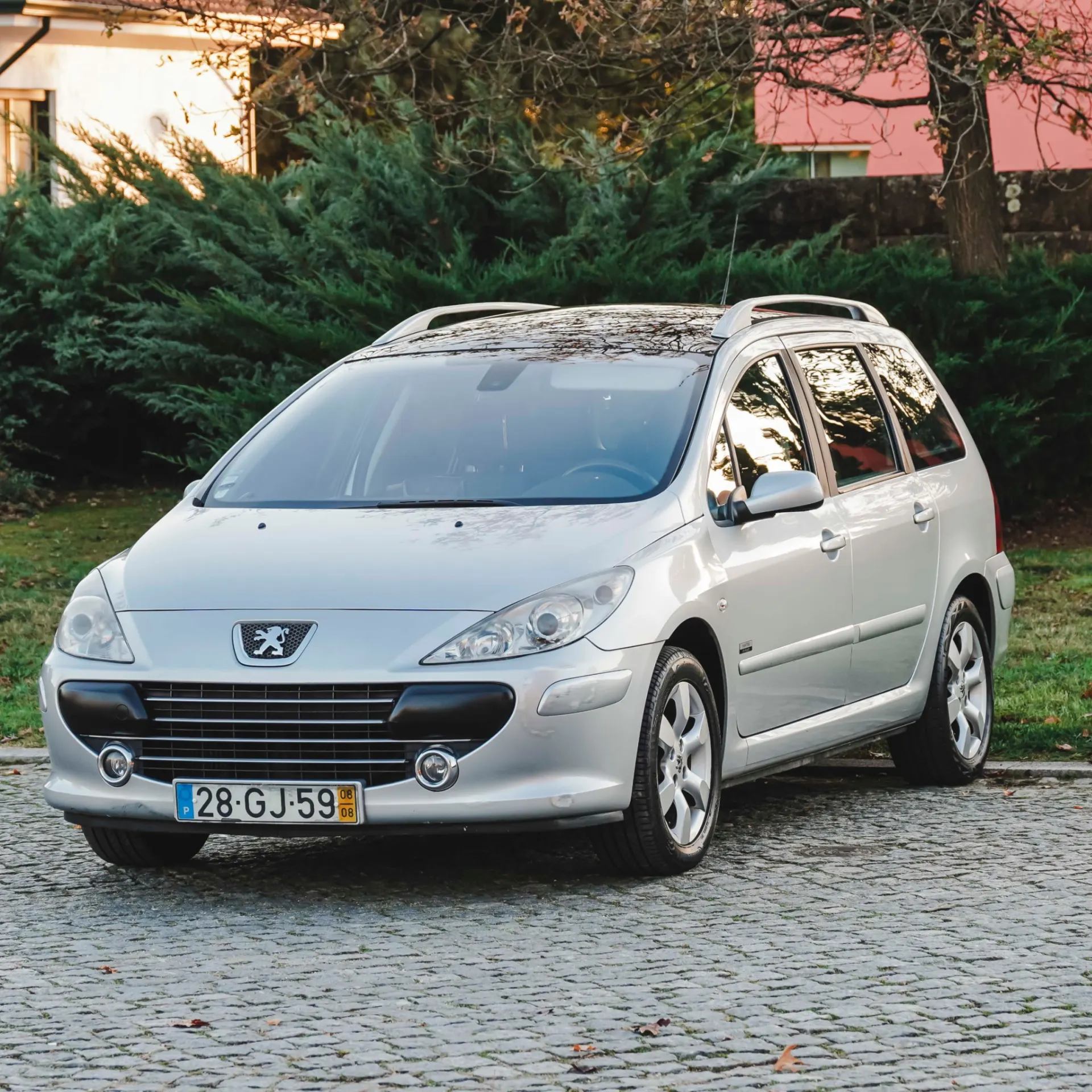 Peugeot 307 SW 1.6 HDi Black & Silver 3