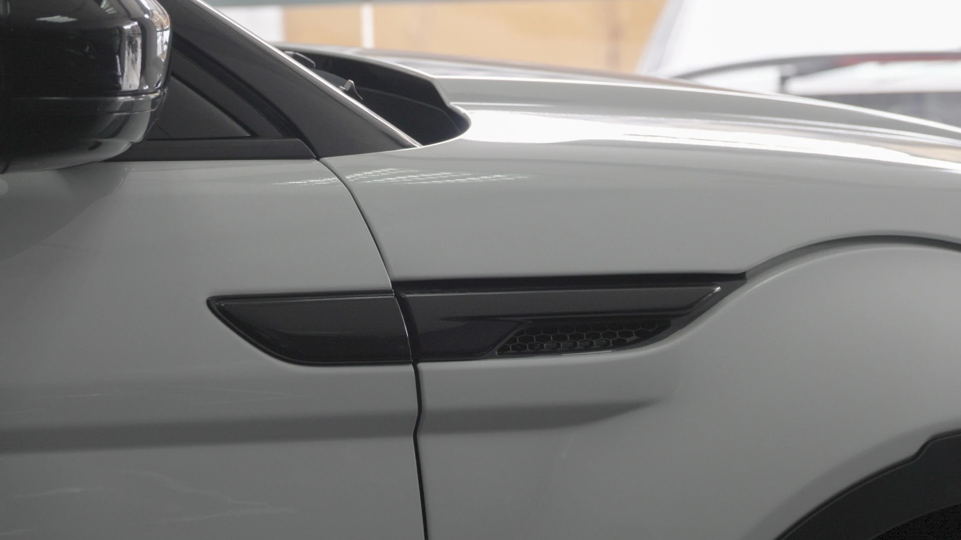 Land Rover Range Rover Evoque Outro 37