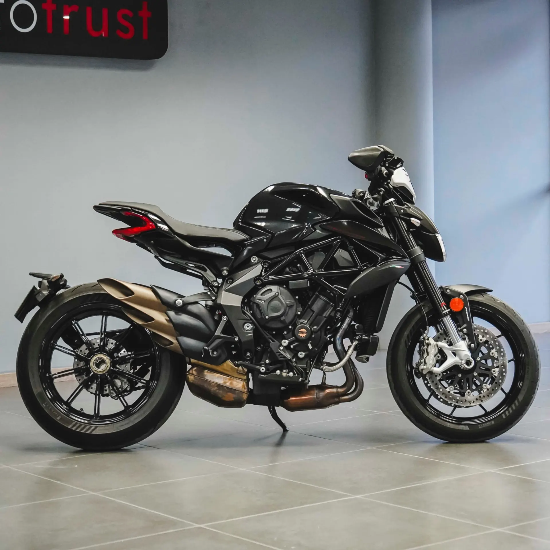 MV Agusta Dragster R 4