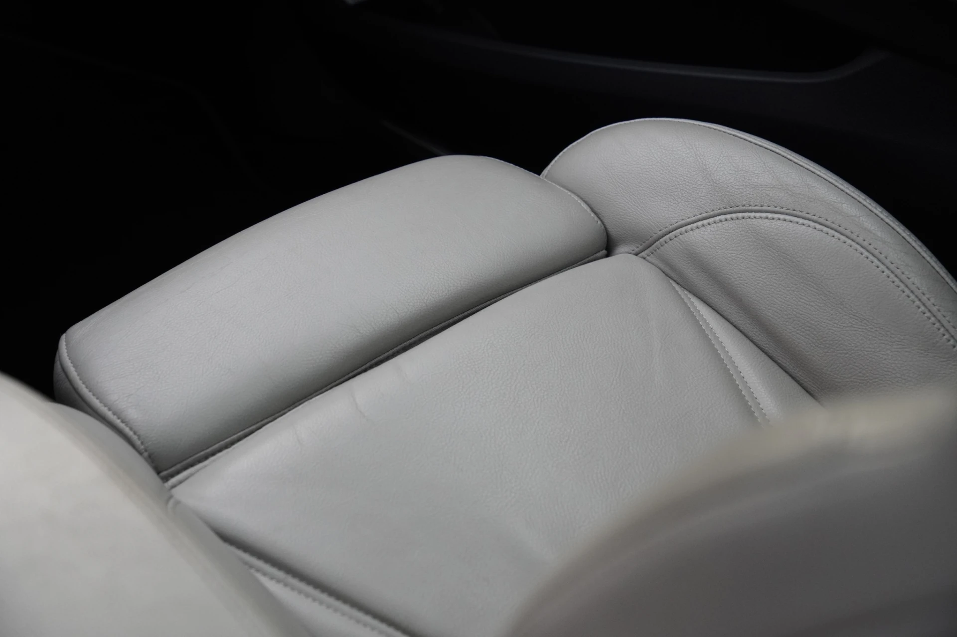 Citroën DS5 2.0 HDI 180 Business 30
