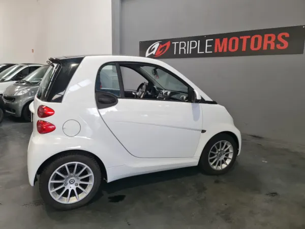 Smart ForTwo Coupé 0.8 cdi Passion 45 13