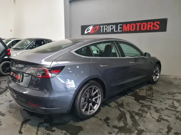 Tesla Model 3 Standard Range Plus RWD 20