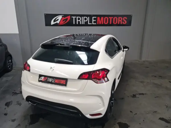 Citroën DS4 1.6 BlueHDi Chic 5