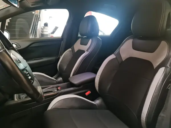 Citroën DS4 1.6 BlueHDi Chic 25