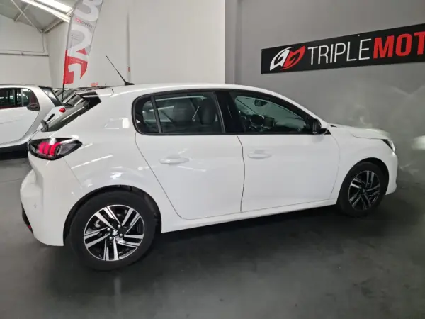 Peugeot 208 1.5 BlueHDi Allure 5