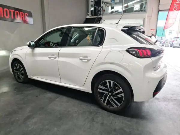 Peugeot 208 1.5 BlueHDi Allure 22