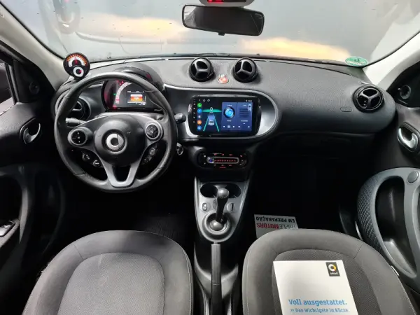 Smart ForFour Outro 2