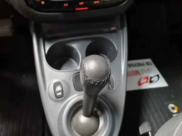 Smart ForFour Outro 4