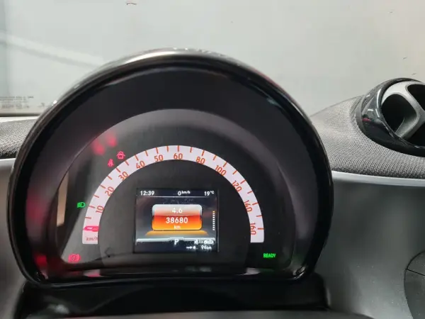 Smart ForFour Outro 15