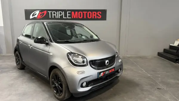 Smart ForFour Outro 20