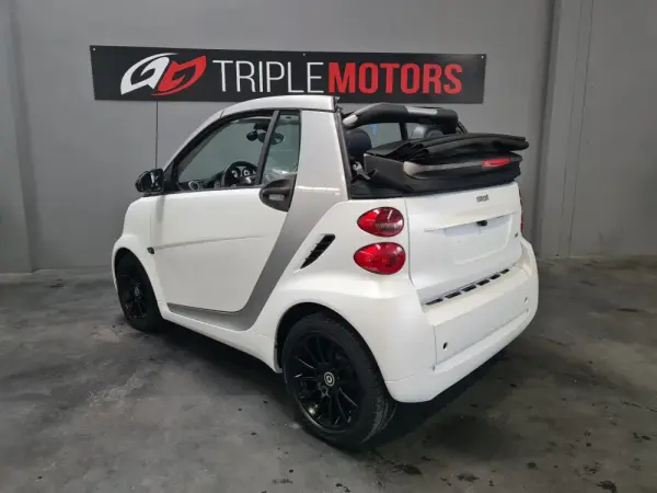 Smart ForTwo Coupé 0.8 cdi Passion 54 7