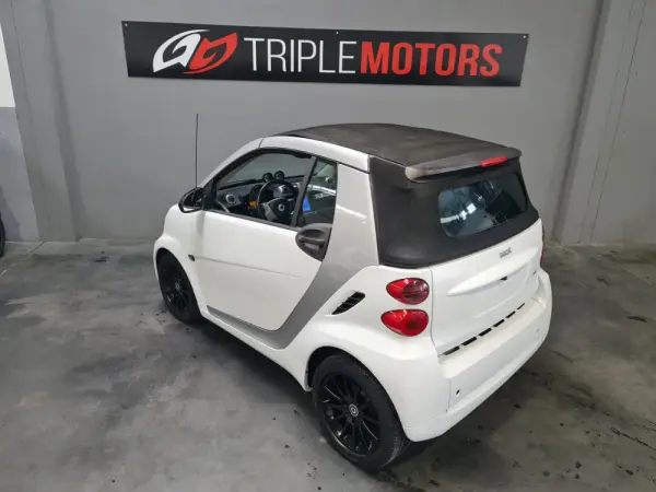Smart ForTwo Coupé 0.8 cdi Passion 54 21