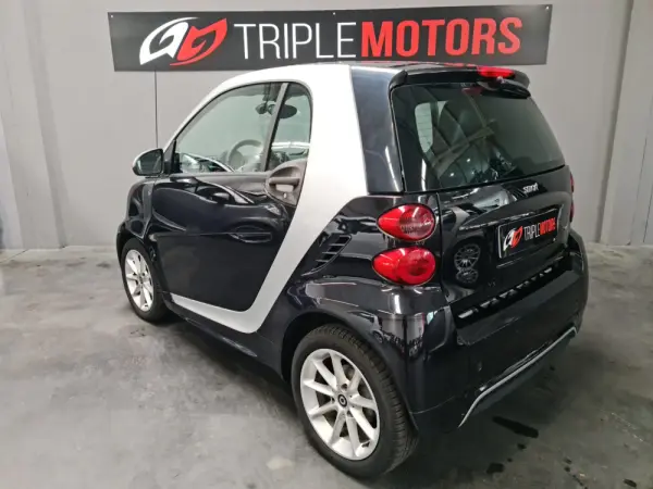 Smart ForTwo Coupé 0.8 cdi Passion 54 19