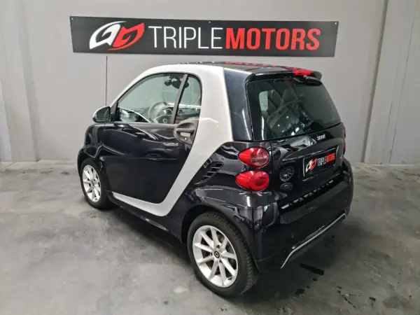 Smart ForTwo Coupé 0.8 cdi Passion 54 22