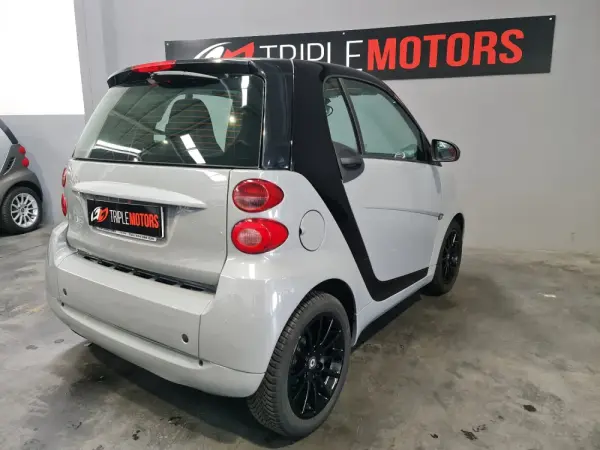 Smart ForTwo Coupé 0.8 cdi Pulse 54 19