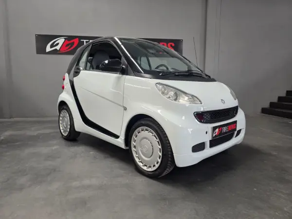 Smart ForTwo Coupé 0.8 cdi Pure 45 10