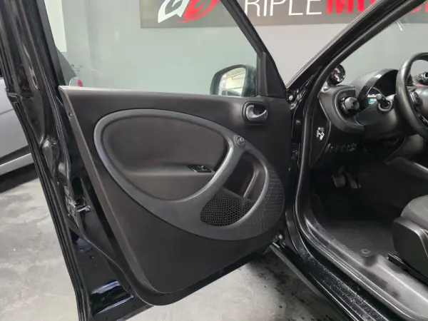 Smart ForFour EQ passion 3