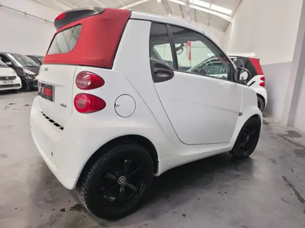 Smart ForTwo Coupé 1.0 Edition 1 71 Aut. 11