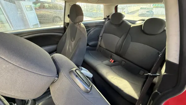 MINI 3 Portas Cooper D 10