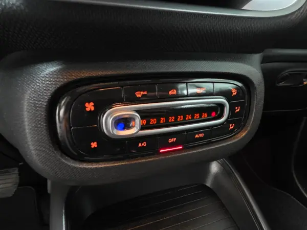 Smart ForTwo Coupé Drive Passion 3