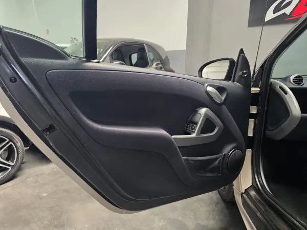 Smart ForTwo Coupé 1.0 Passion 71 Aut. 11