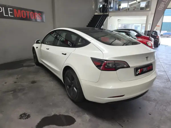 Tesla Model 3 Standard Range Plus RWD 10