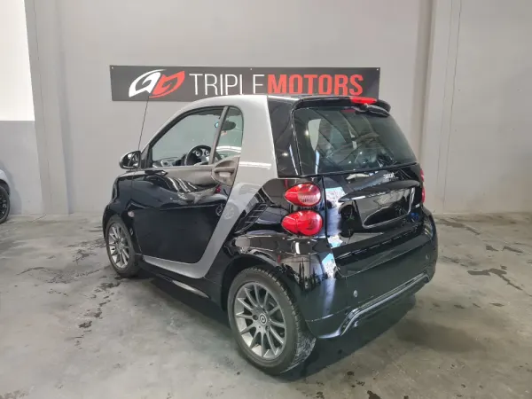 Smart ForTwo Coupé 1.0 mhd Passion 71 5