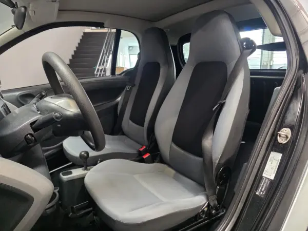 Smart ForTwo Coupé 0.8 cdi Pure 45 7