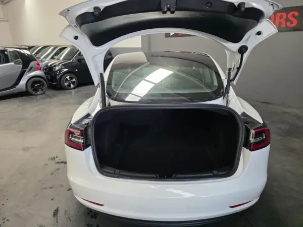 Tesla Model 3 Long Range AWD Dual Motor 7