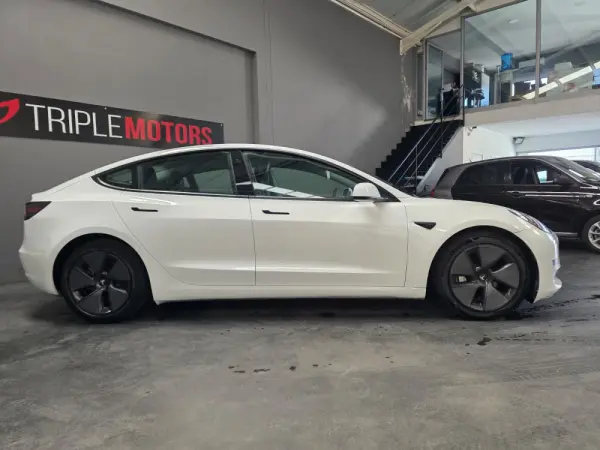 Tesla Model 3 Long Range AWD Dual Motor 11